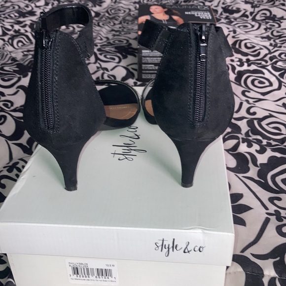 Gently used excellent condition black shoes from style & co- size 10.5 - Picture 4 of 12